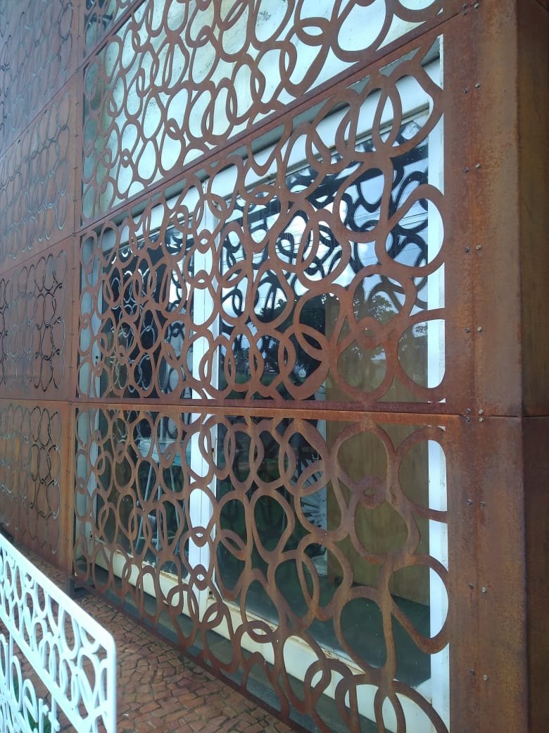 Divisórias Decorativas — projeto Steel Arte