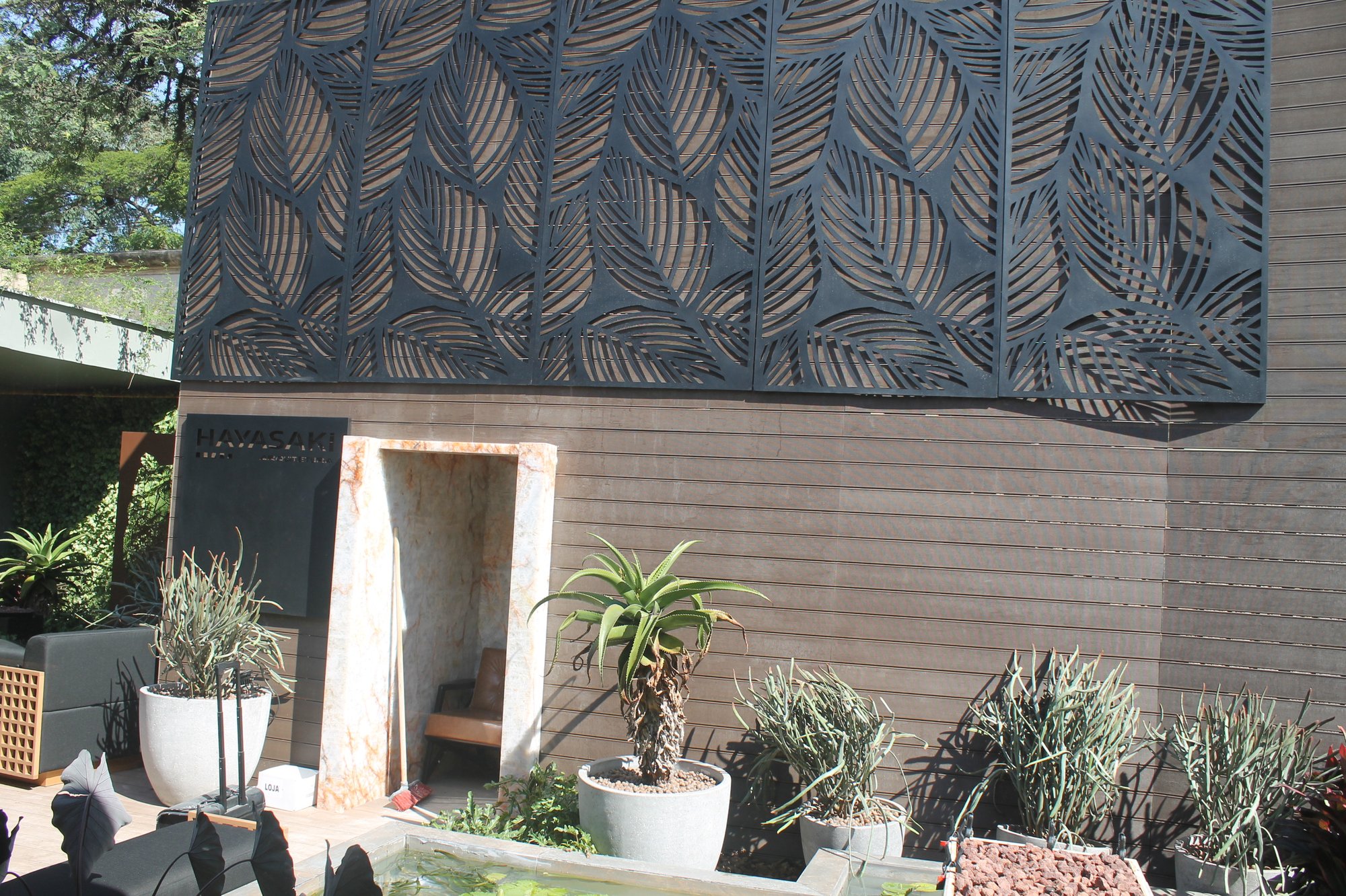 Fachada de folhas · Residencial